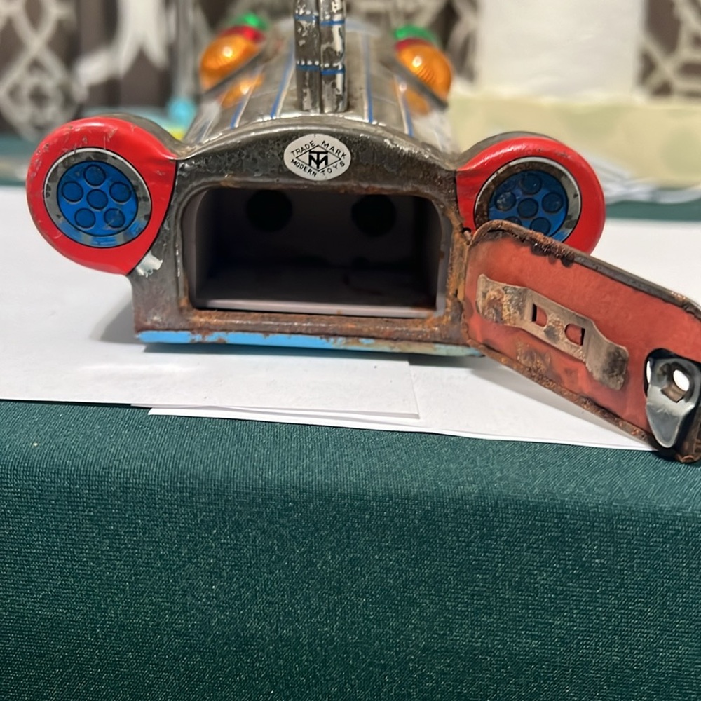Vintage 1960’s NASA Spaceship - Picture 4 of 7